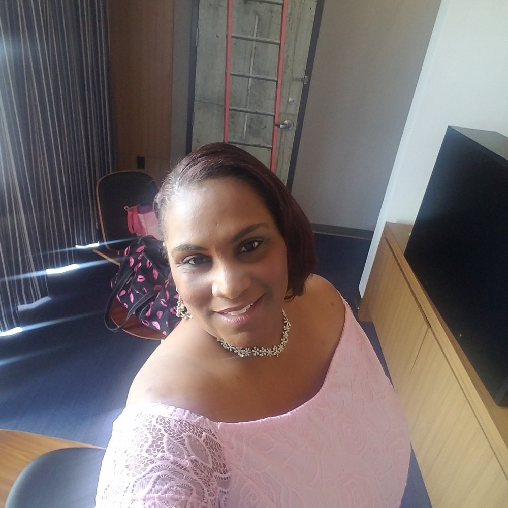 Meet your Posher, Tara